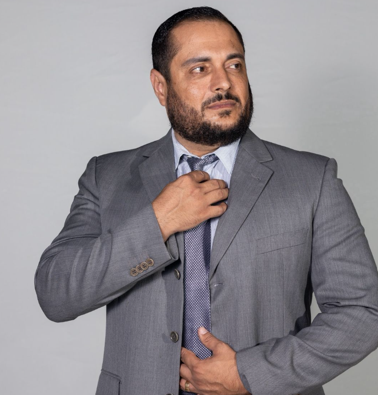 Dr. Augusto Cesar Elias